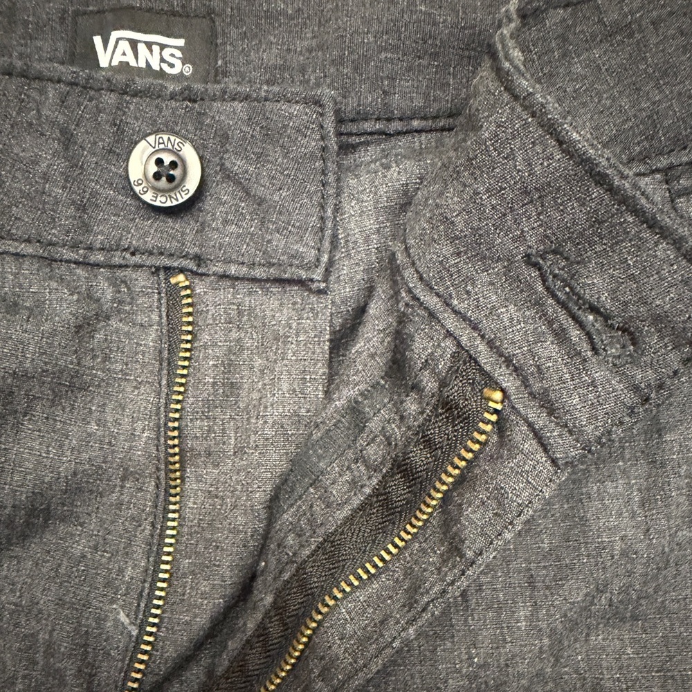 VANS black cargo shorts - size 28 - Picture 7 of 10